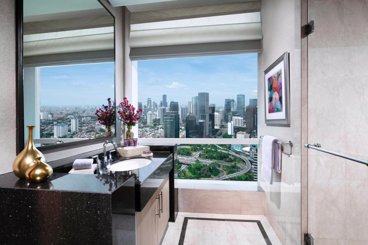 The Residences Of The Ritz-Carlton Jakarta Pacific Place Exterior foto